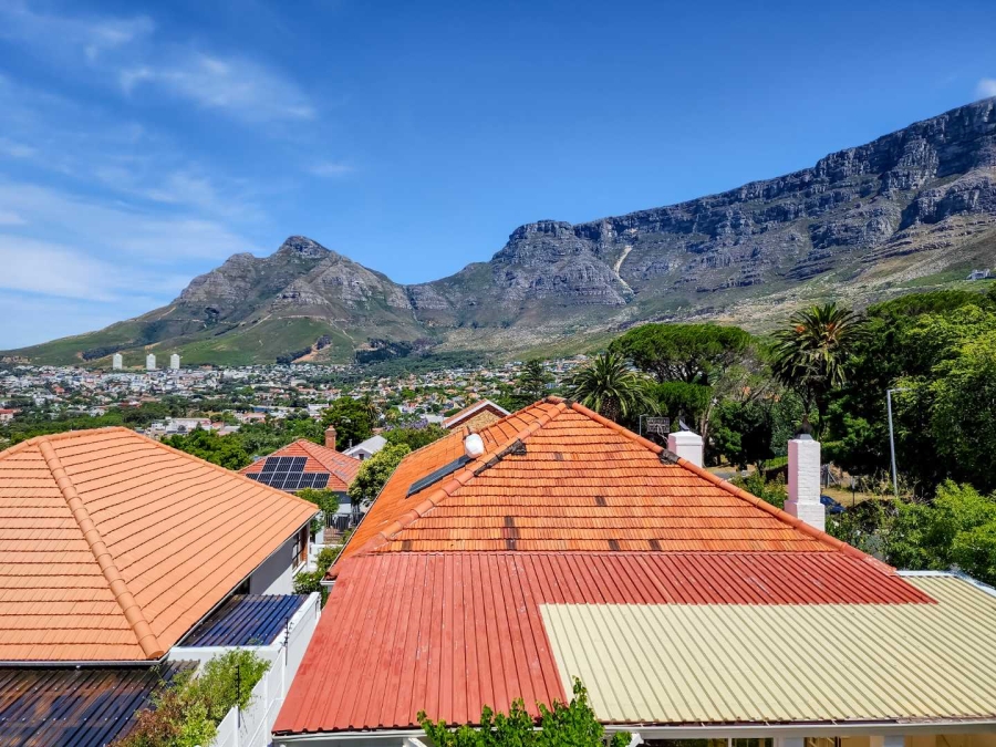 To Let 4 Bedroom Property for Rent in Tamboerskloof Western Cape